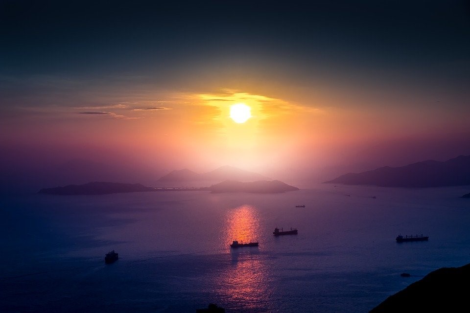 香港公司經(jīng)營范圍有哪些？為什么不能自己去注冊(cè)？